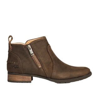 UGG Women's Aureo ankle boots bootie brown EUC! 8